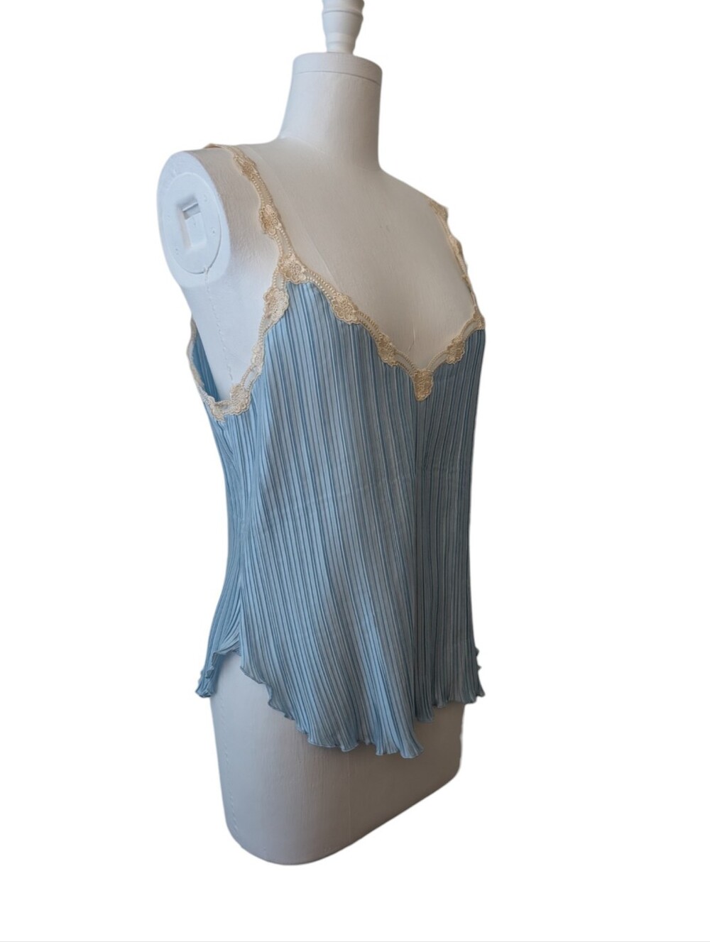 La Perla Vintage Lace Trimmed Pleat Camisole - Picture 6 of 13